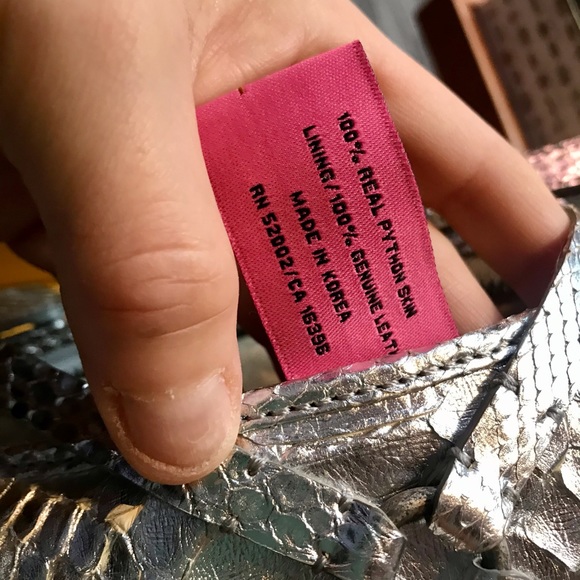 SOLD Juicy Couture vintage leather bag PYTHON - Picture 9 of 10